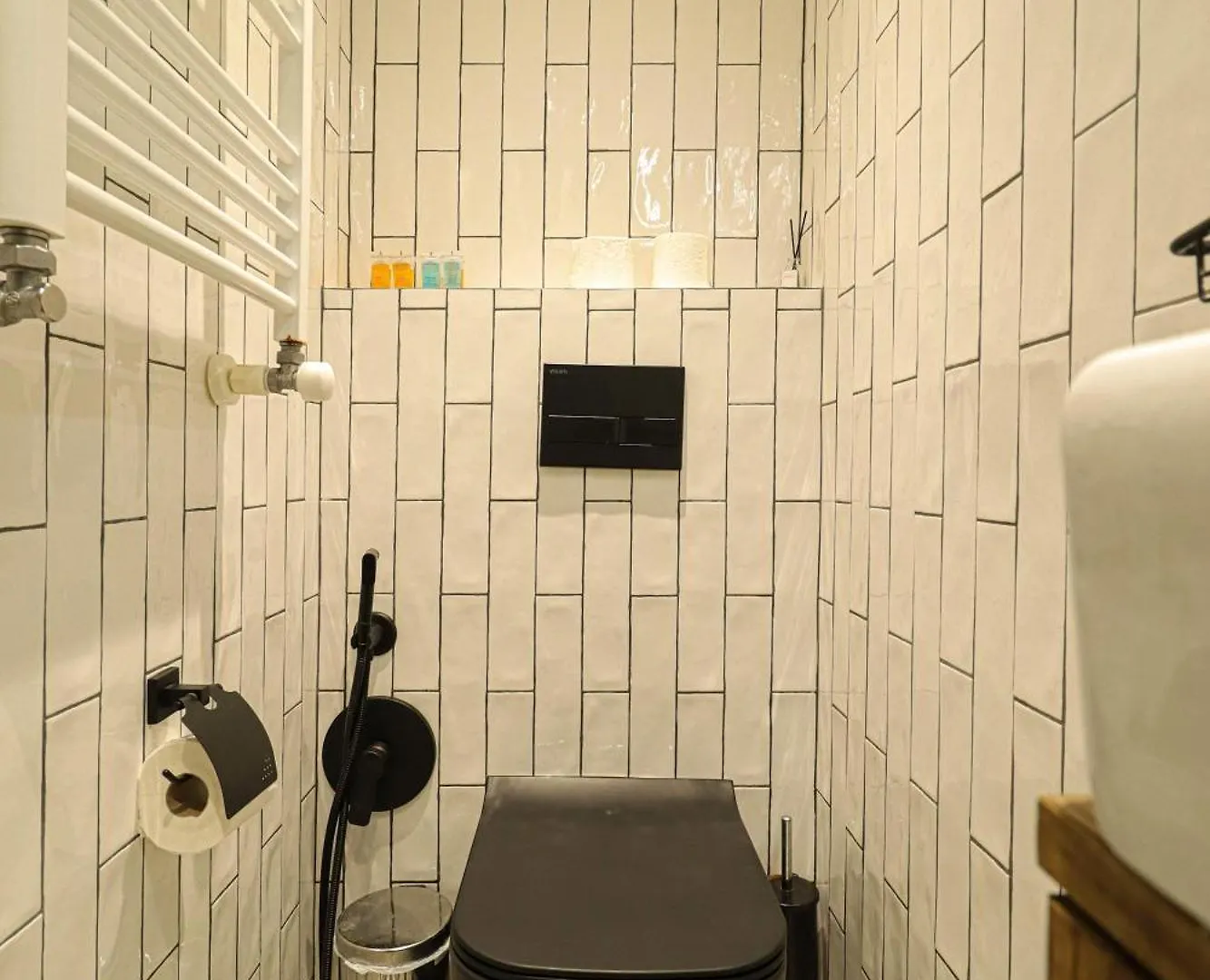 Newly Designed 2Br Apartment In Center-By Wehost تبليسي