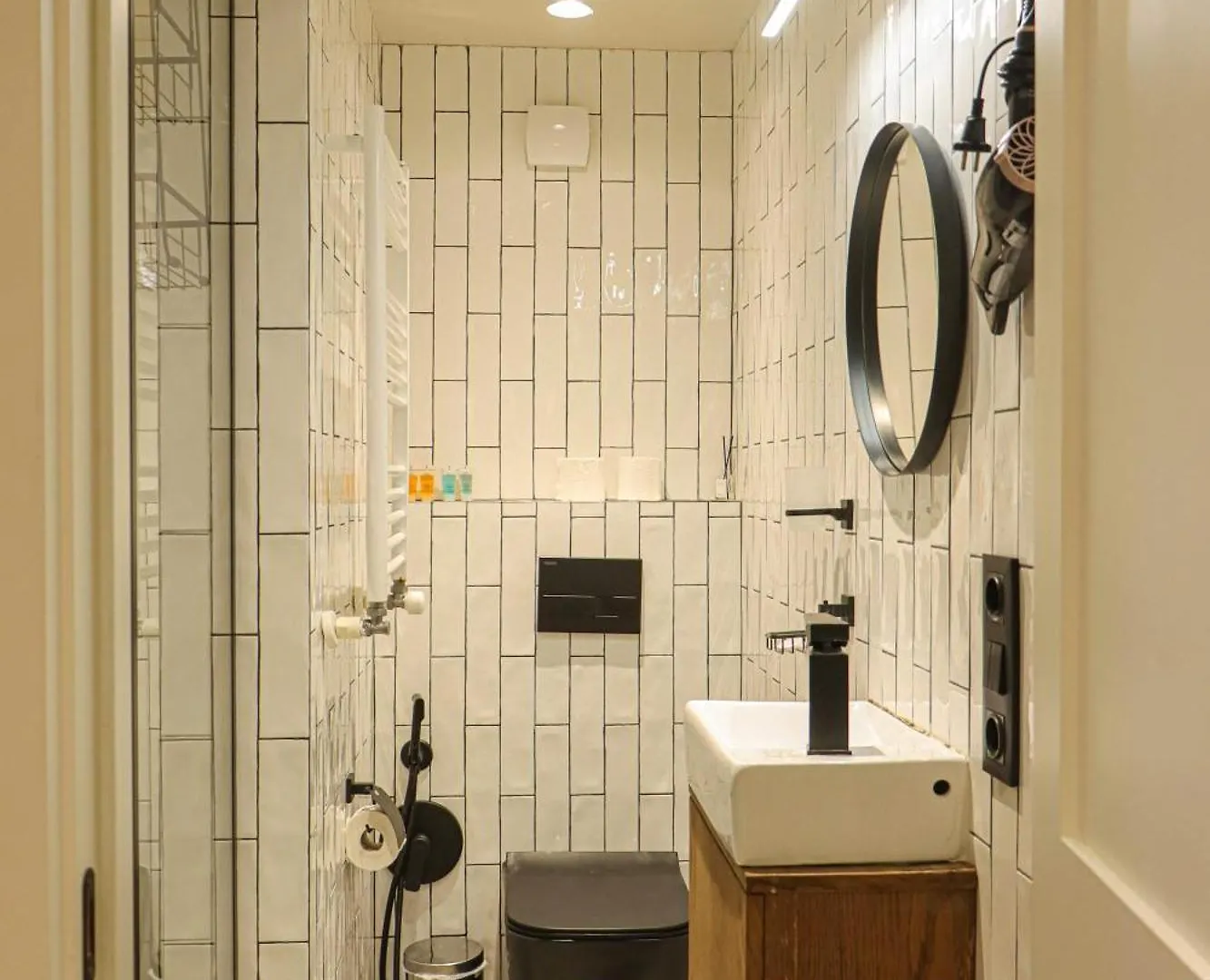 Newly Designed 2Br Apartment In Center-By Wehost تبليسي