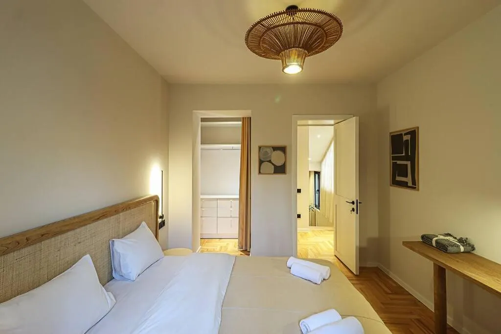 Newly Designed 2Br Apartment In Center-By Wehost Tbilisi 0*,  Georgië